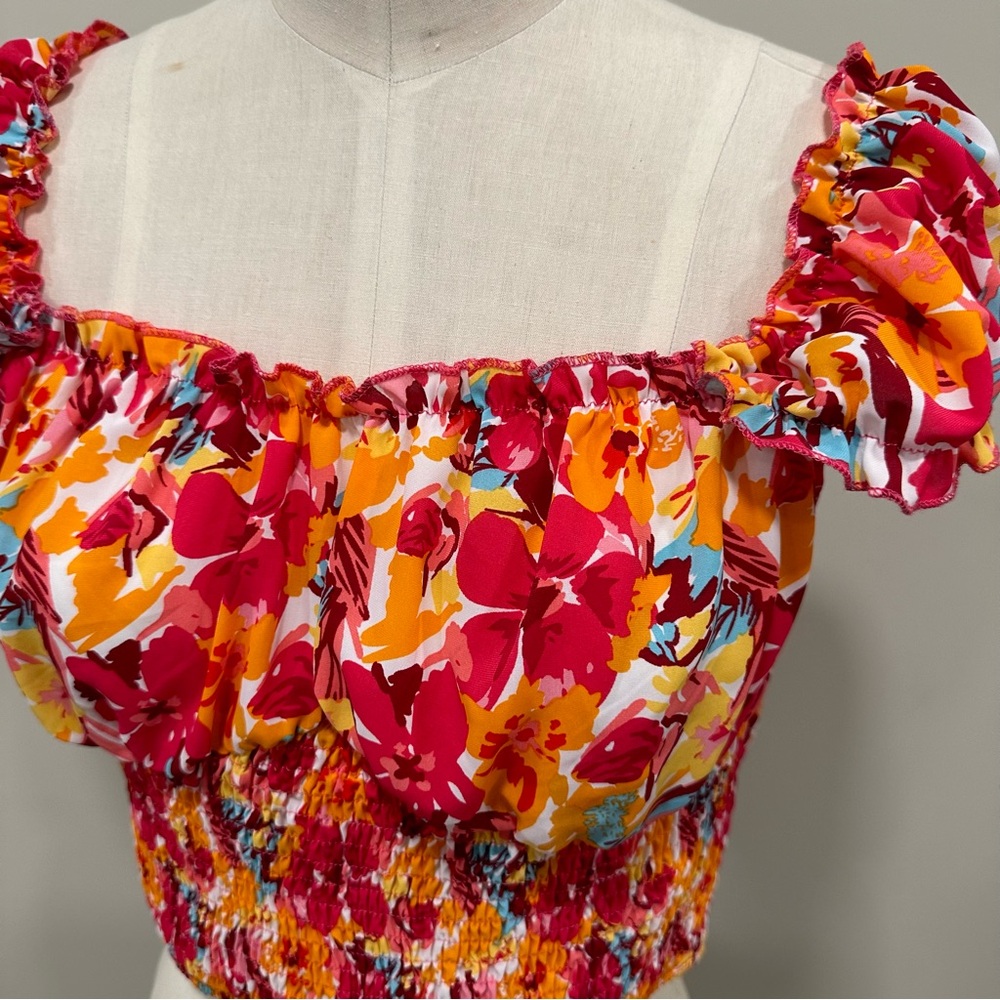 SHEIN Shirred Crop Top Orange and Red Floral Size Large 8/10 - Picture 3 of 10